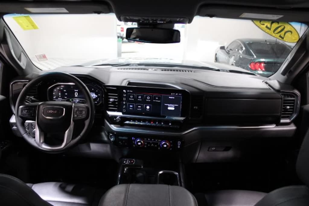 Used 2025 GMC Sierra 1500 SLT Truck Crew Cab