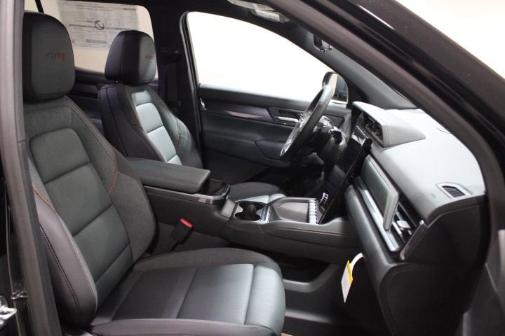 2026 GMC Terrain AT4 - Photo 23