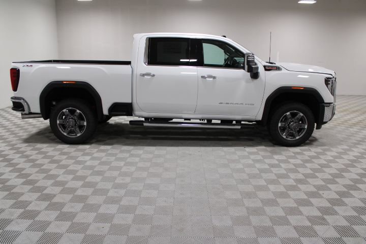2025 GMC Sierra 2500HD SLT - Photo 9