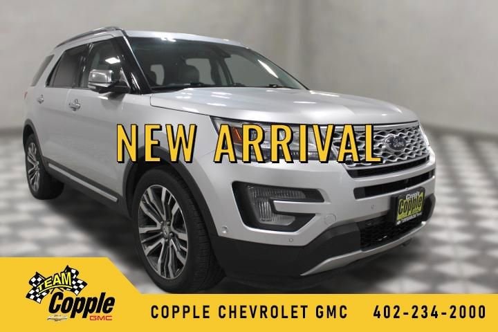 2016 Ford Explorer Platinum 4WD's photo