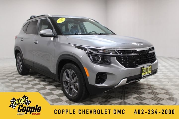 2024 Kia Seltos S's photo