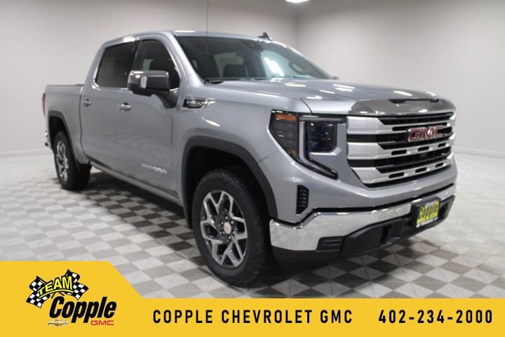 2026 GMC Sierra 4WD Crew Cab Short Box SLE's photo