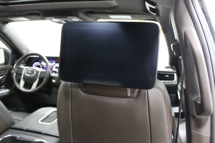 2021 GMC Yukon Denali - Photo 54
