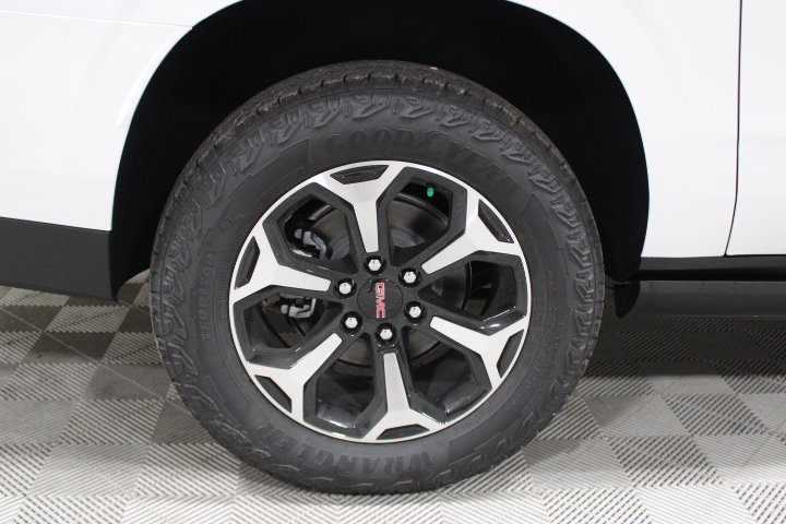 2026 GMC Yukon XL AT4 - Photo 45