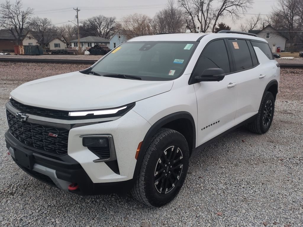 Used 2024 Chevrolet Traverse Z71 SUV