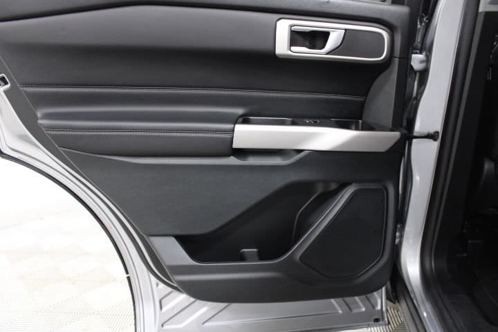 2023 Ford Explorer XLT - Photo 21