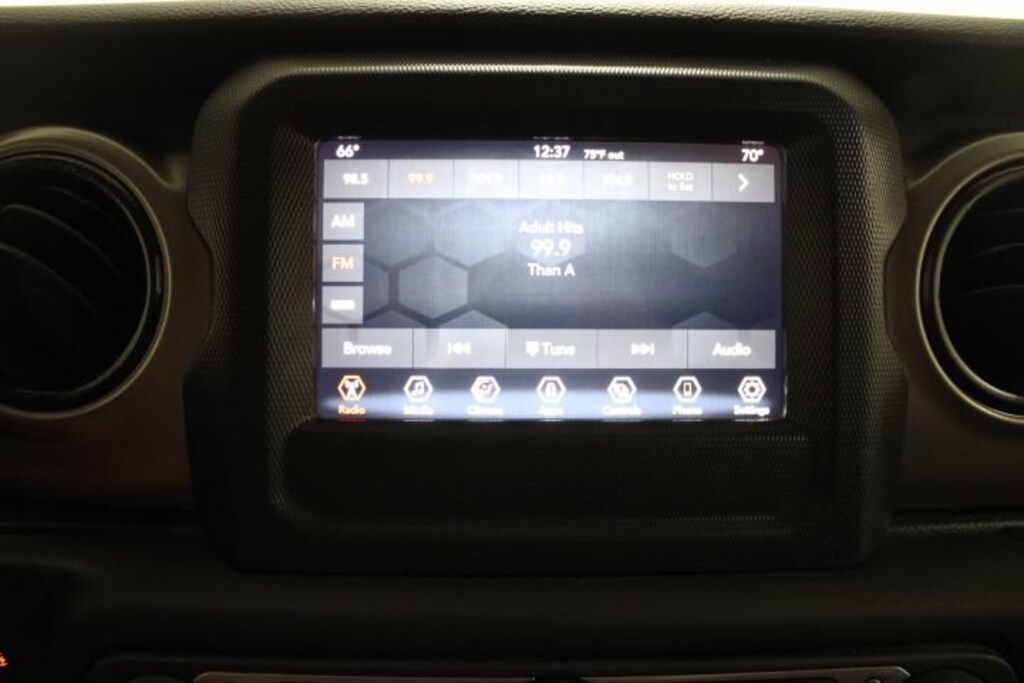 Used 2021 Jeep Gladiator Sport S Truck Crew Cab