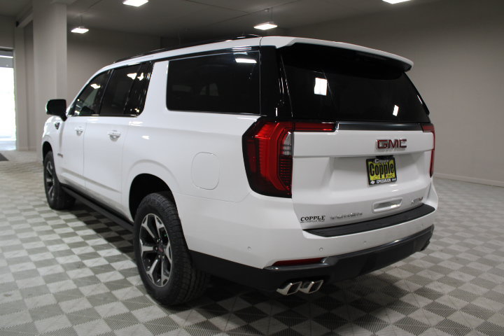 2026 GMC Yukon XL AT4 - Photo 10