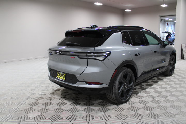 2026 Chevrolet Equinox EV RS - Photo 8
