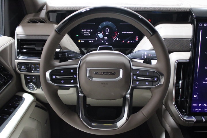 2027 GMC Yukon Denali - Photo 37