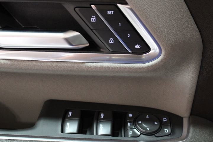 2025 GMC Sierra 2500HD SLT - Photo 11