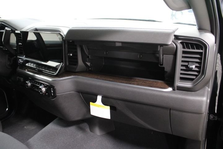 2026 GMC Sierra 1500 SLE - Photo 26