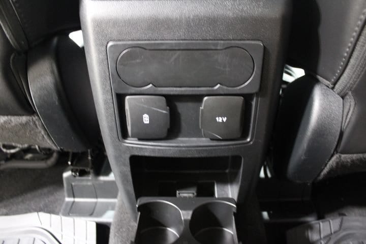 2023 Ford Explorer XLT - Photo 23