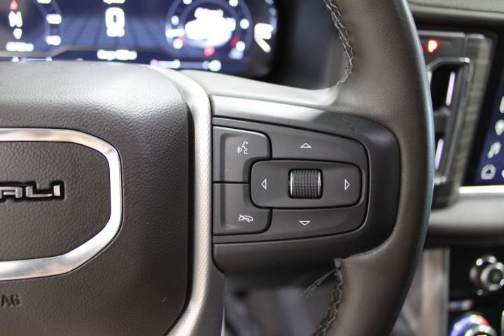 2023 GMC Yukon Denali - Photo 35