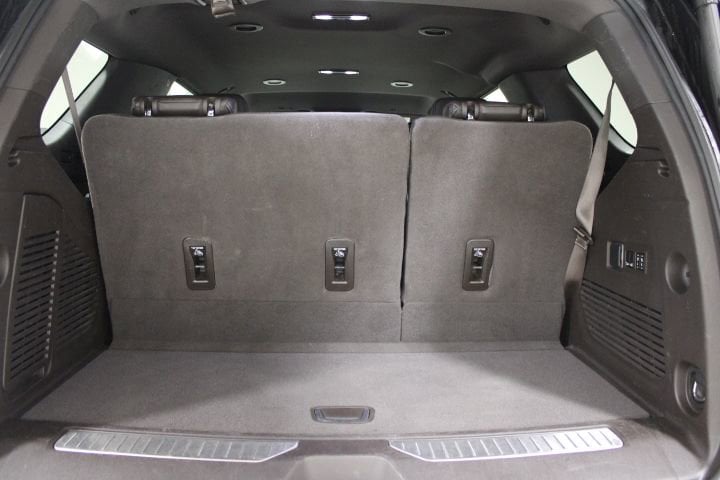 2023 GMC Yukon Denali - Photo 10