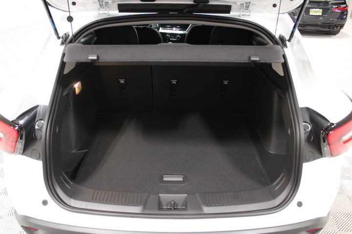 2026 Chevrolet Trax LT - Photo 13