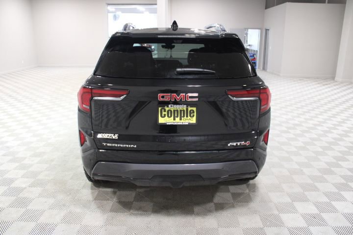2026 GMC Terrain AT4 - Photo 9
