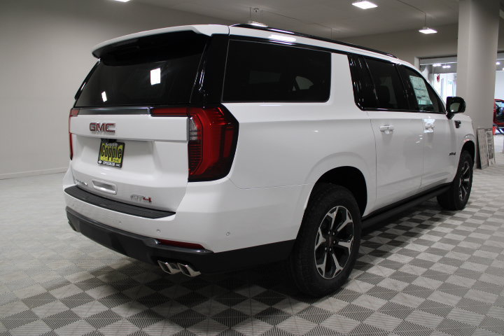 2026 GMC Yukon XL AT4 - Photo 12