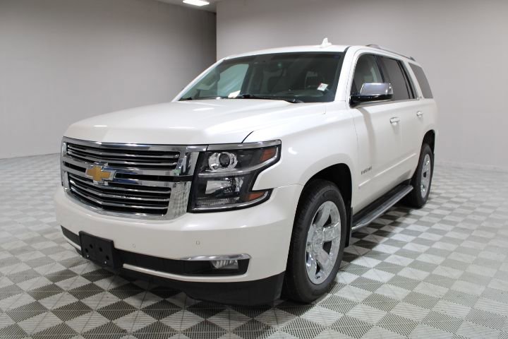 2015 Chevrolet Tahoe LTZ photo 3