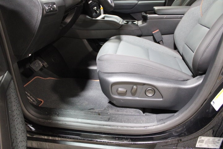 2026 GMC Terrain AT4 - Photo 18