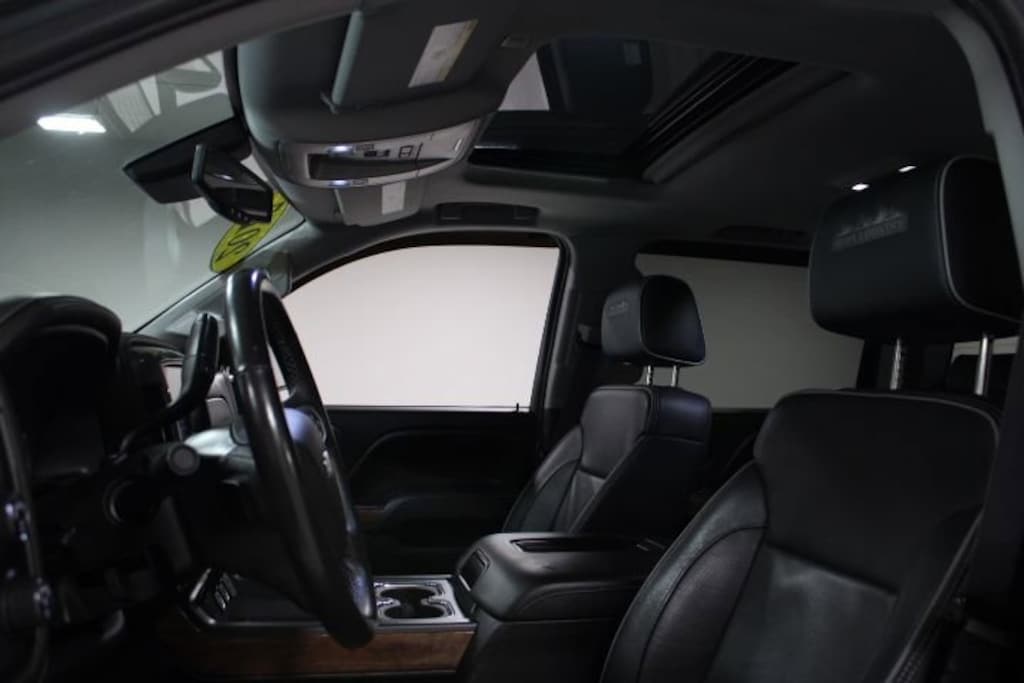 Used 2017 Chevrolet Silverado 1500 High Country Truck