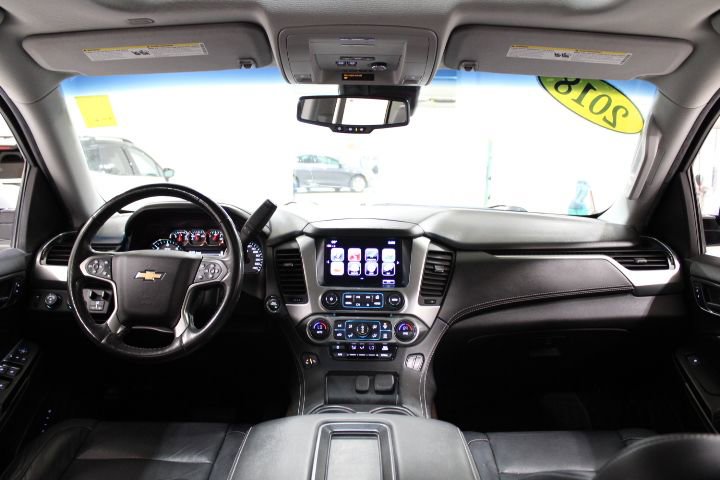 2018 Chevrolet Tahoe LT photo 2