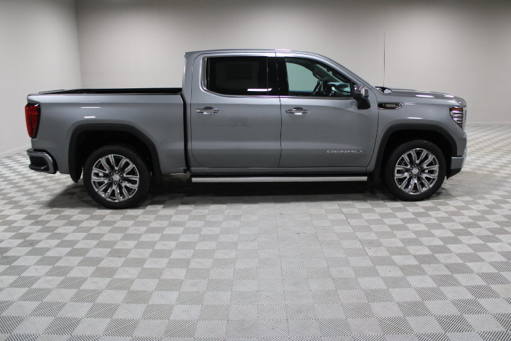 2026 GMC Sierra 1500 Denali - Photo 13
