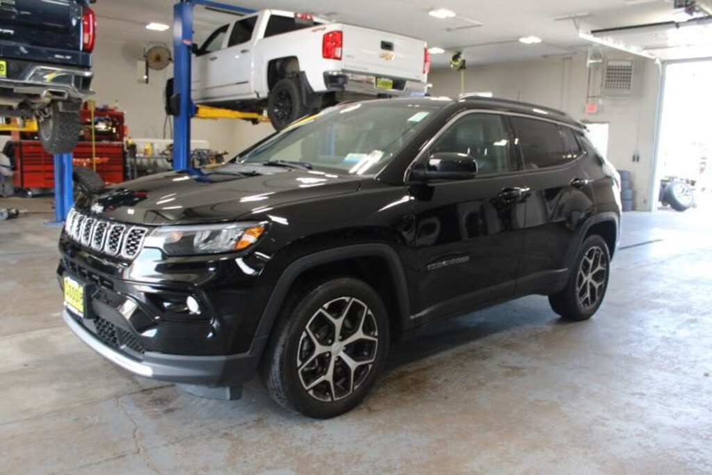 Used 2024 Jeep Compass Limited