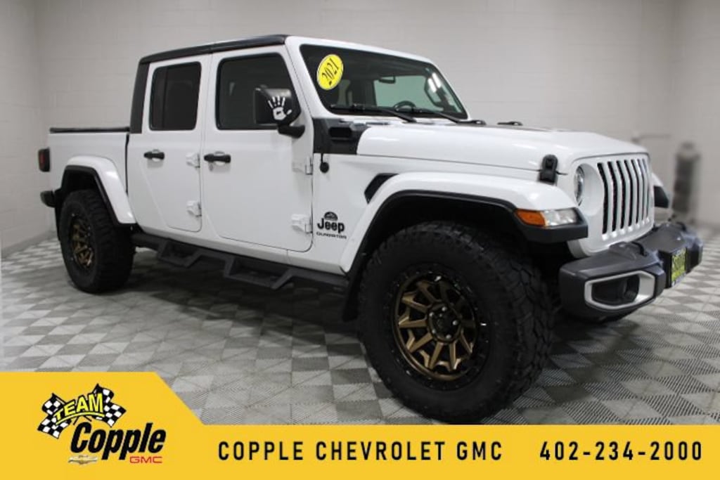 Used 2021 Jeep Gladiator Sport S Truck Crew Cab