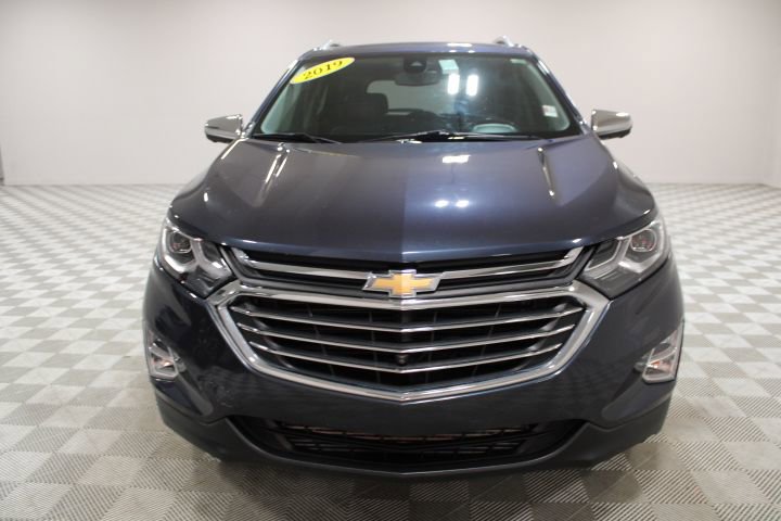 Used 2019 Chevrolet Equinox Premier with VIN 3GNAXXEV7KL112899 for sale in Louisville, NE