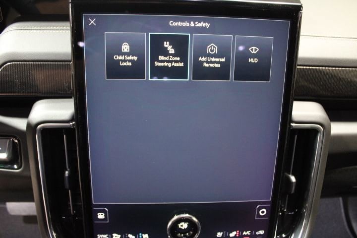 2026 GMC Yukon XL Elevation - Photo 62