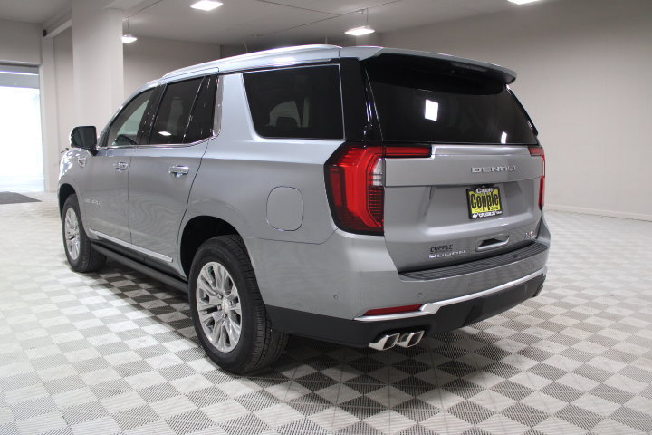 2027 GMC Yukon Denali - Photo 10