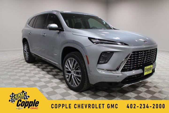 2025 Buick Enclave Avenir's photo