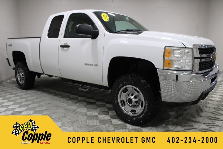 Summit White 2012 Chevrolet Silverado 2500HD Pickup Truck Four-Wheel Drive Automatic