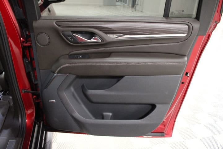 2024 GMC Yukon XL Denali - Photo 29