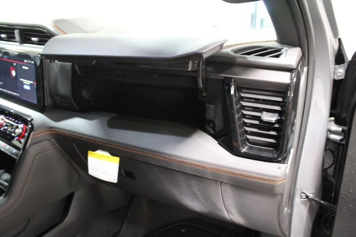 2026 GMC Sierra 1500 AT4 - Photo 30