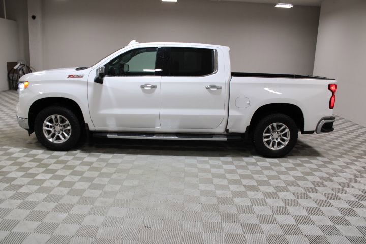 2023 Chevrolet Silverado 1500 LTZ photo 3