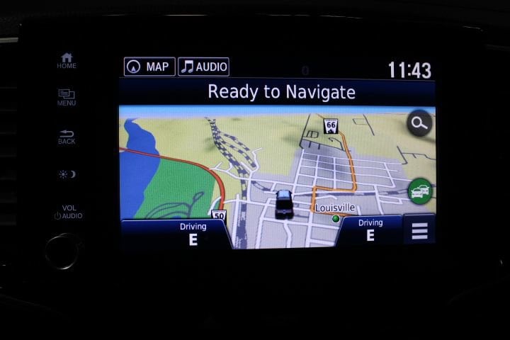 View vehicle photo 4