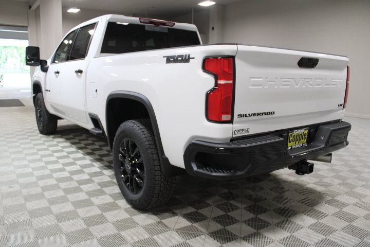 2026 Chevrolet Silverado 2500 HD LTZ - Photo 10