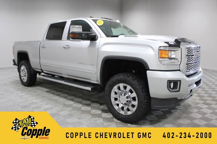 Quicksilver Metallic 2018 GMC Sierra 2500HD Denali Crew Cab SB 4WD Pickup Truck Four-Wheel Drive Automatic