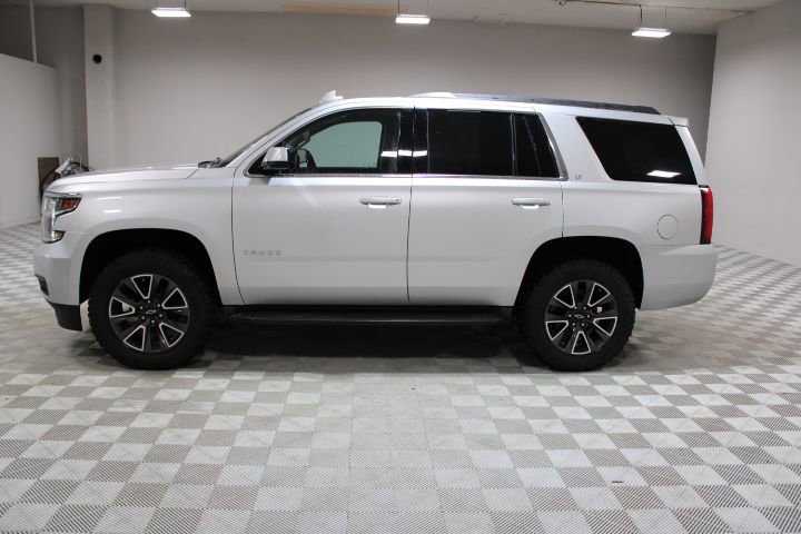2019 Chevrolet Tahoe LT photo 3