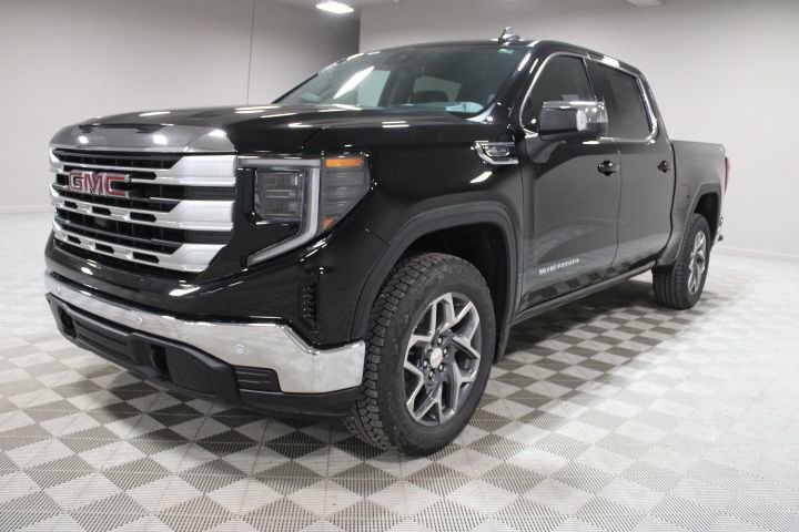 2026 GMC Sierra 1500 SLE - Photo 7