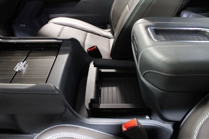 2024 GMC Yukon XL Denali - Photo 35