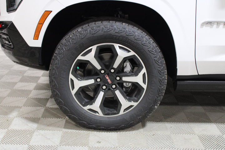 2026 GMC Yukon XL AT4 - Photo 43