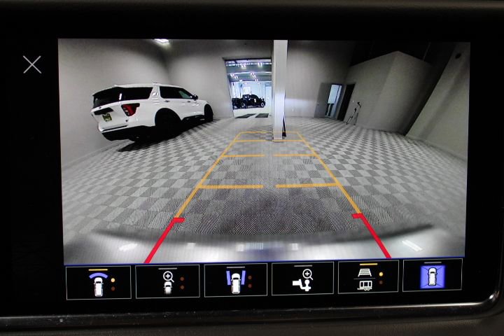 2024 GMC Yukon XL Denali - Photo 57