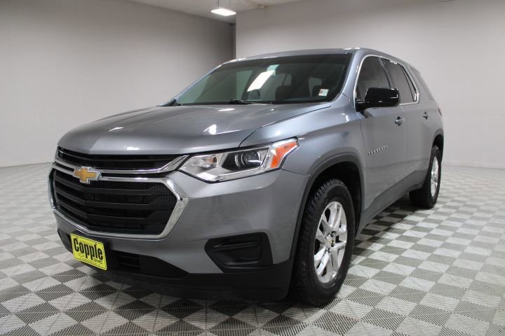 2020 Chevrolet Traverse LS photo 3