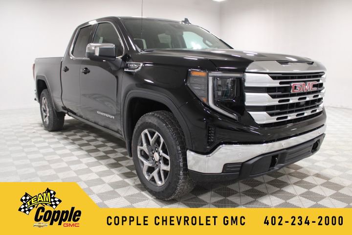 2026 GMC Sierra 1500 SLE's photo