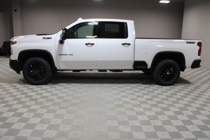 2026 Chevrolet Silverado 2500 HD LTZ - Photo 9