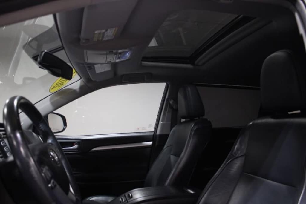 Used 2015 Toyota Highlander XLE