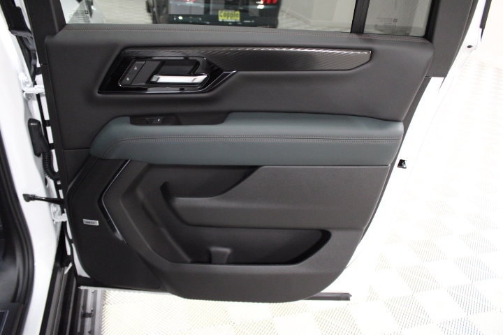 2026 GMC Yukon XL AT4 - Photo 30